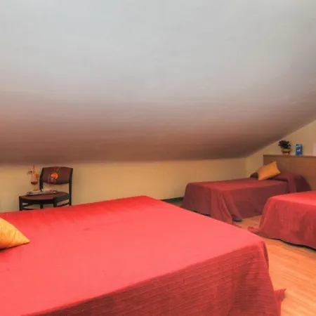 阿尔卡瓦里诺比安克旅馆